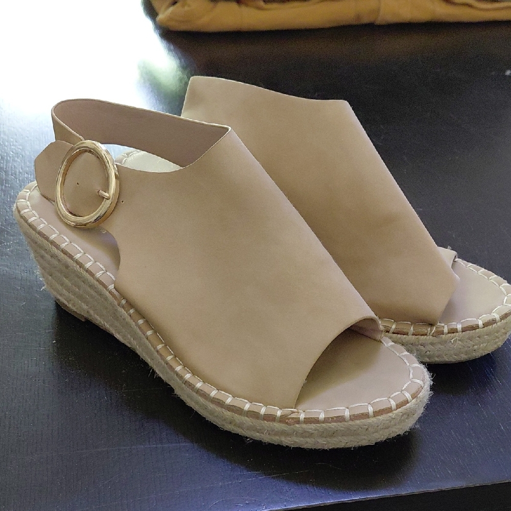Catherine Malandrino Cream Espadrille Wedges